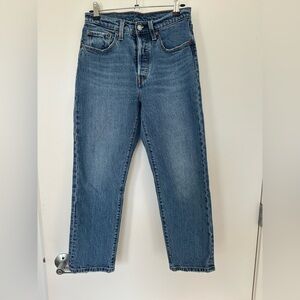 Levi’s Wedgie Straight Fit sz 26